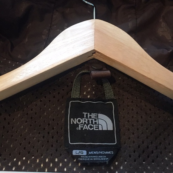 Sale! North-face ski/snowboard jacket - Picture 7 of 8